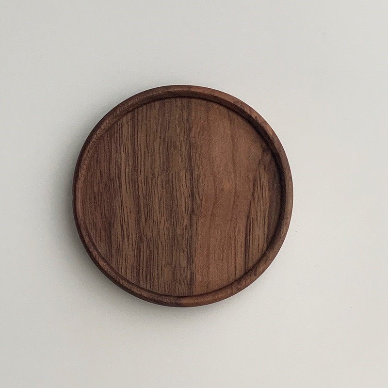 Kitchen & Cookware - Off White & Wood - est. 2026